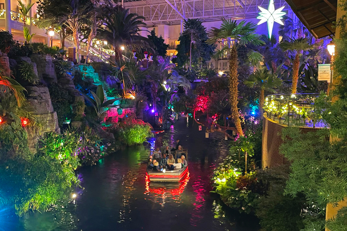 Delta River Flatboats at the Opryland Resort